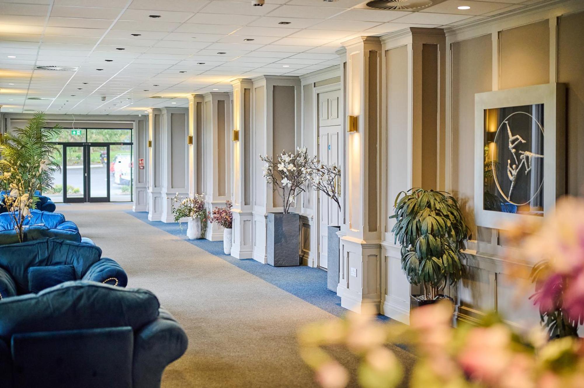 Comis Hotel & Golf Resort Дуглас Экстерьер фото