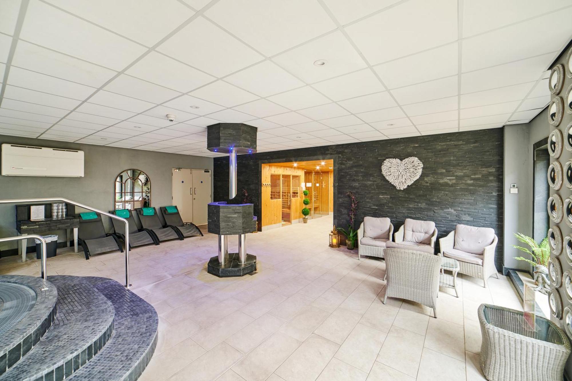 Comis Hotel & Golf Resort Дуглас Экстерьер фото
